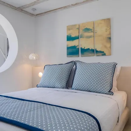 Beautiful Santorini 2 Bedrooms Private Pool Magical Sea Views *