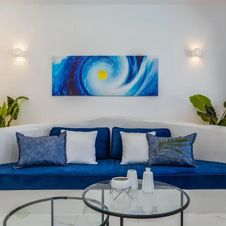 Beautiful Santorini 2 Bedrooms Private Pool & Magical Sea Views Villa *