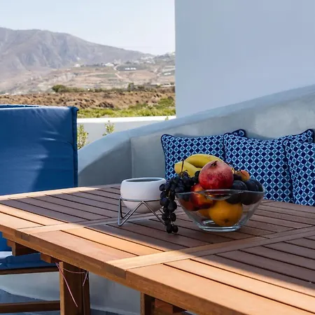 Beautiful Santorini 2 Bedrooms Private Pool & Magical Sea Views *