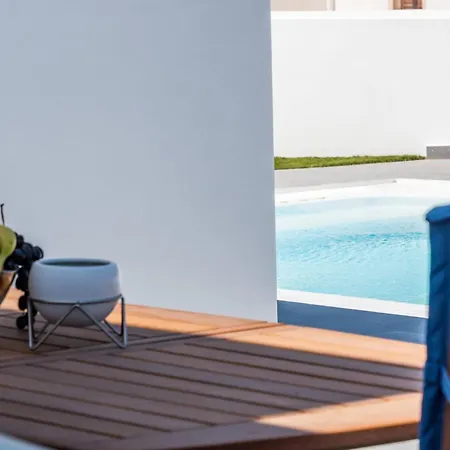 Beautiful Santorini 2 Bedrooms Private Pool & Magical Sea Views