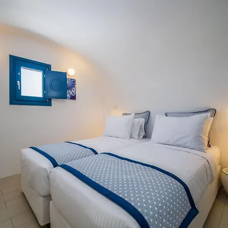 Beautiful Santorini 2 Bedrooms Private Pool Magical Sea Views 别墅